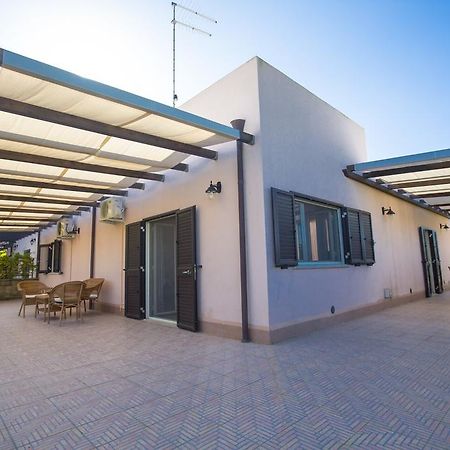 Villa Di Franco Чефалу Екстериор снимка