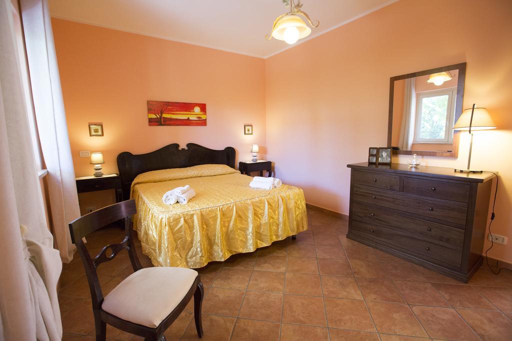 Villa Di Franco Чефалу Екстериор снимка
