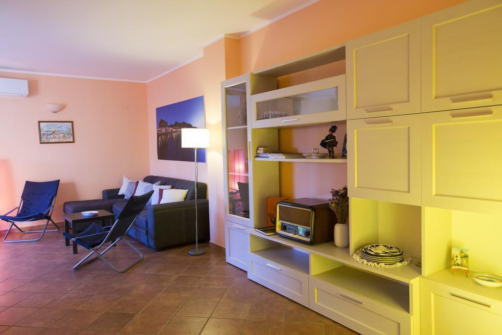 Villa Di Franco Чефалу Екстериор снимка