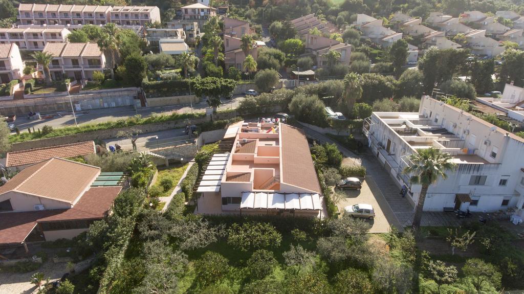 Villa Di Franco Чефалу Екстериор снимка